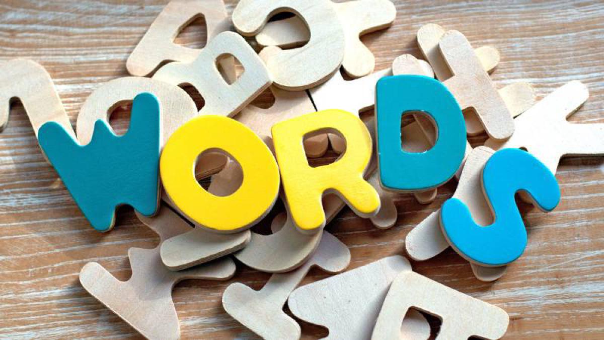 Menggunakan Word Embeddings Word2Vec